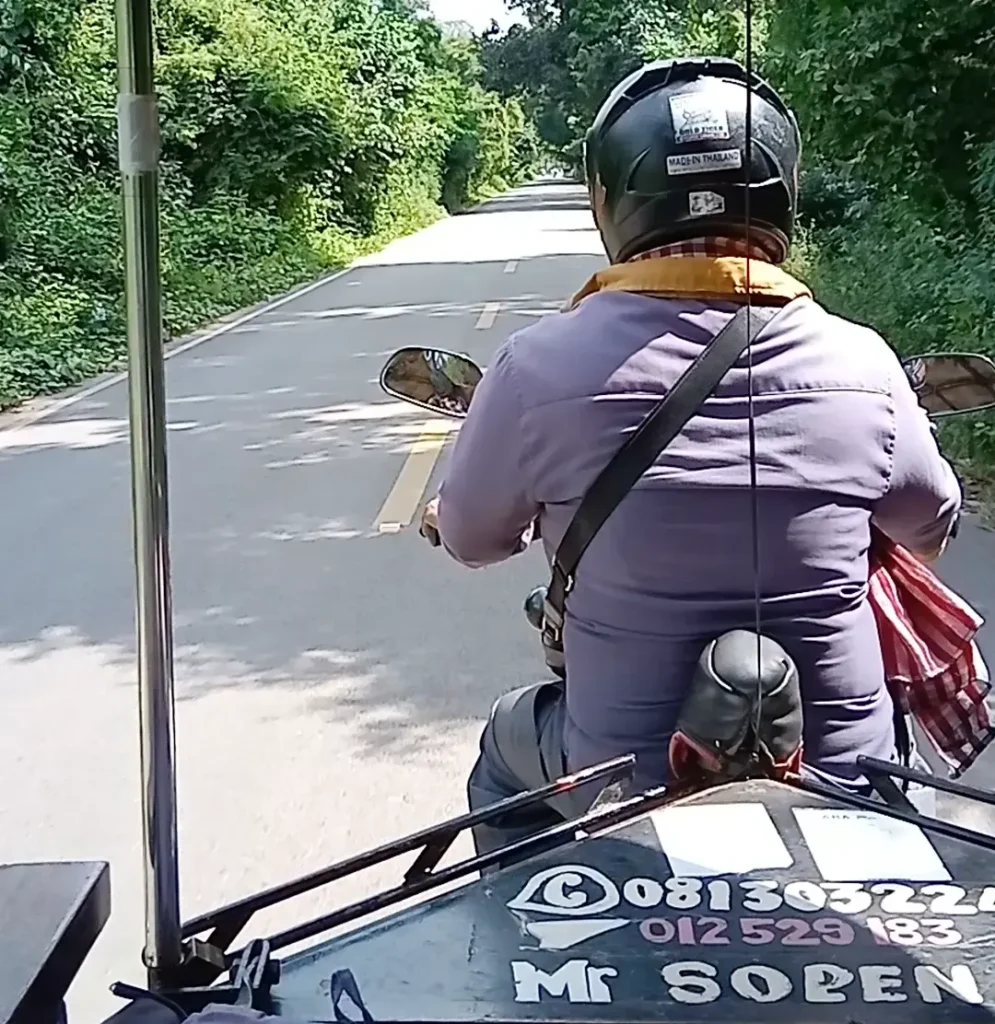 Conductor de tuk-tuk Mr Sopen en Siem Reap