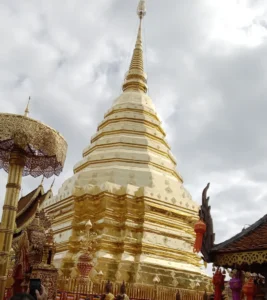 Chedi Dorado en Wat Phra That Doi Suthep