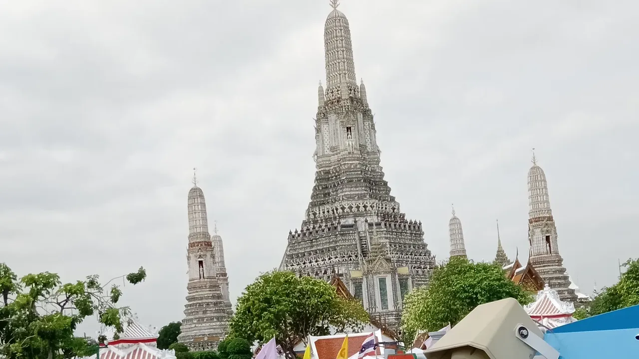 Wat Arun desde el muelle